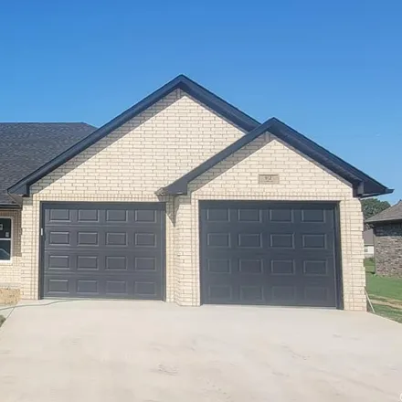 Buy this 3 bed house on 5899 Cedar Street in Paragould, AR 72450