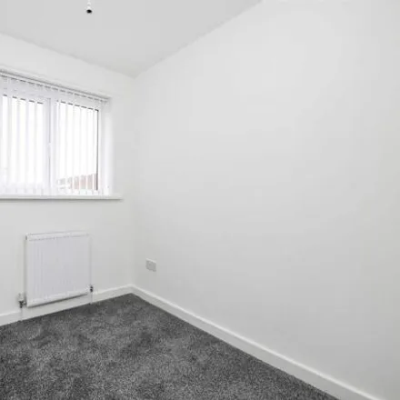 Image 5 - Pine Grove, Hartlepool, TS24 8JF, United Kingdom - Townhouse for sale