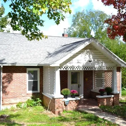 Buy this 3 bed house on 1190 West Spring Street in Wytheville, VA 24382