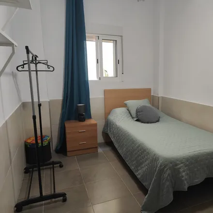 Image 2 - Carrer de Guillem Escrivà, 9, 46011 Valencia, Spain - Room for rent