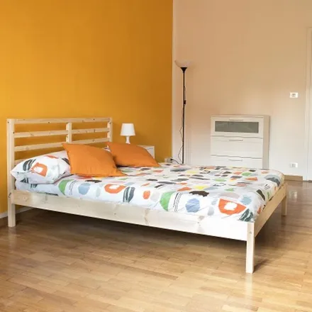 Rent this 5 bed apartment on Piazza Vesuvio in 20144 Milan MI, Italy