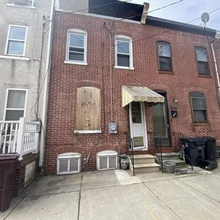 Buy this 2 bed house on 568 East 12th Street in Wilmington, DE 19801