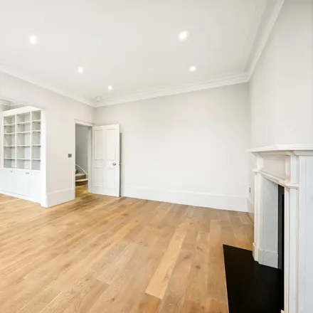 Image 4 - 31 Cadogan Place, London, SW1X 9PU, United Kingdom - Apartment for rent