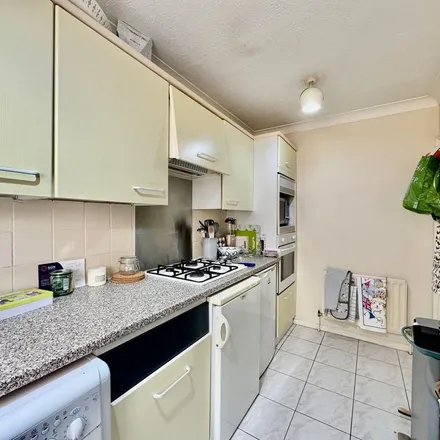 Rent this 1 bed apartment on 25 Keswick Road in London, SW15 2EW
