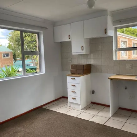 Image 3 - Old Oak Road, Bellair, Bellville, 7560, South Africa - Apartment for rent