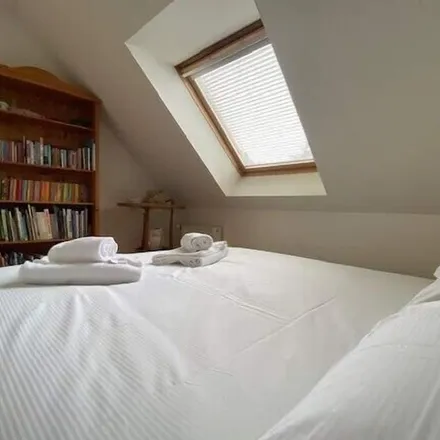 Rent this 5 bed house on 14200 Hérouville-Saint-Clair