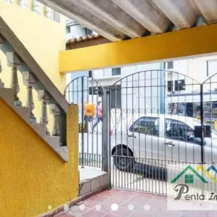 Rent this 3 bed house on Rua Eugênio Aronchi in Centro, São Bernardo do Campo - SP