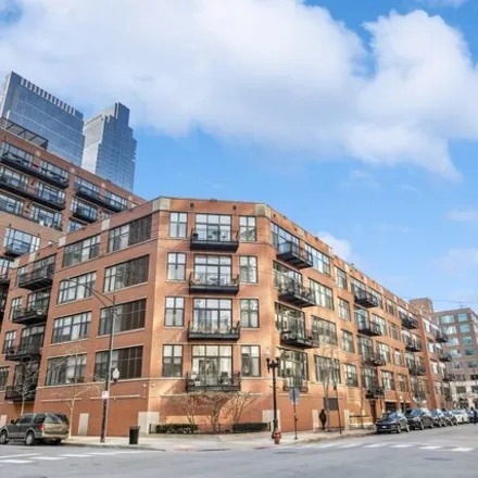 Buy this 2 bed condo on 310 West Kinzie Street in Chicago, IL 60654