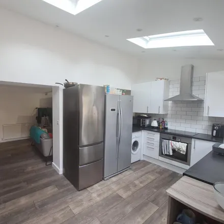 Rent this 6 bed house on 65 in 67 Estcourt Terrace, Leeds