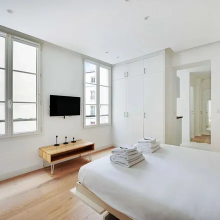 Image 5 - 9 Rue Mandar, 75002 Paris, France - Apartment for rent