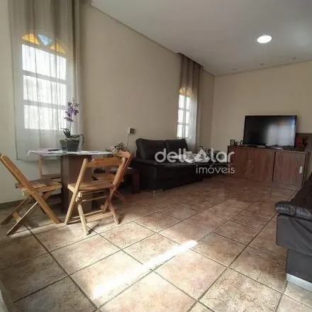 Buy this 4 bed house on Rua Davidson Gonçalves da Silva in Venda Nova, Belo Horizonte - MG