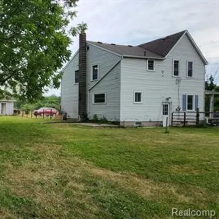 Image 8 - 9414 Imlay City Road, Kenockee Township, MI 48006, USA - House for sale