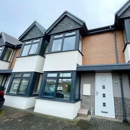 Rent this 3 bed house on 128 Conway Road in Llandudno Junction, LL31 9ND