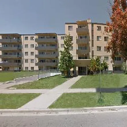 Image 2 - 20 Sanagan Road, Toronto, ON M9V 1T1, Canada - Apartment for rent