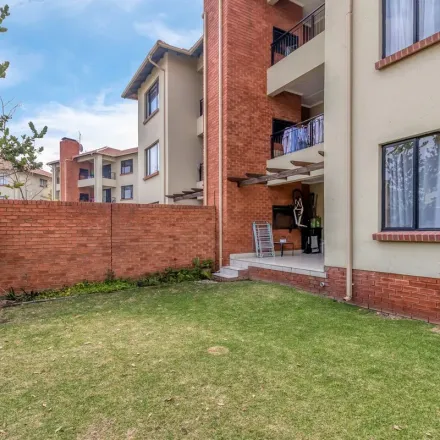 Image 1 - Edison Crescent, Sunninghill, Sandton, 2157, South Africa - Apartment for rent