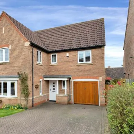 Buy this 4 bed house on 8 Hillcrest Drive in Woodthorpe, LE11 2GX