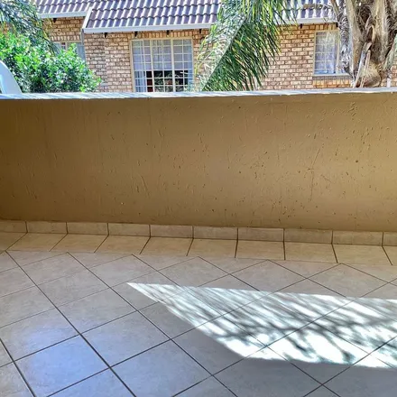Rent this 2 bed townhouse on 36 Houghton Drive in Yeoville, Johannesburg