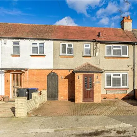 Buy this 3 bed townhouse on Headlands Primary School in Bushland Road, Northampton