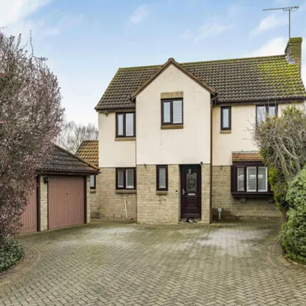Buy this 4 bed house on Tangmere Close in Bicester, OX26 4YZ