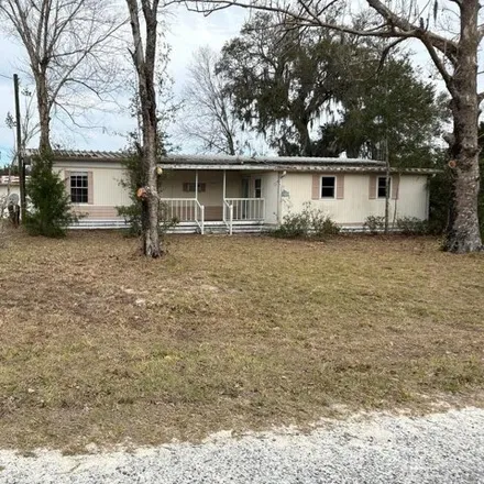 Buy this studio apartment on 1566 Northeast 134th Lane in Levy County, FL 32693