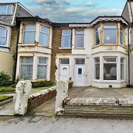 Rent this 4 bed townhouse on Highbury Hotel in 18 St Chad's Road, Blackpool