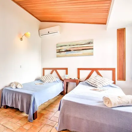 Rent this 3 bed house on 8200-272 Distrito de Évora