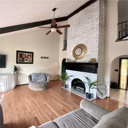 Image 3 - 12067 East 57th Street, Kansas City, MO 64133, USA - Loft for sale