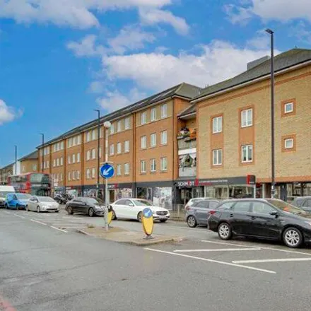 Buy this 1 bed apartment on Schmidt Kitchens in Green Lanes, London