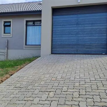 Image 1 - Minjetto Road, Buffalo City Ward 31, Kidd's Beach, South Africa - Apartment for rent