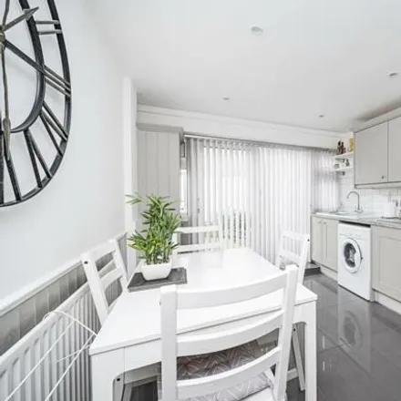 Buy this 2 bed apartment on Bethnal Green Nature Reserve in Punderson's Gardens, London