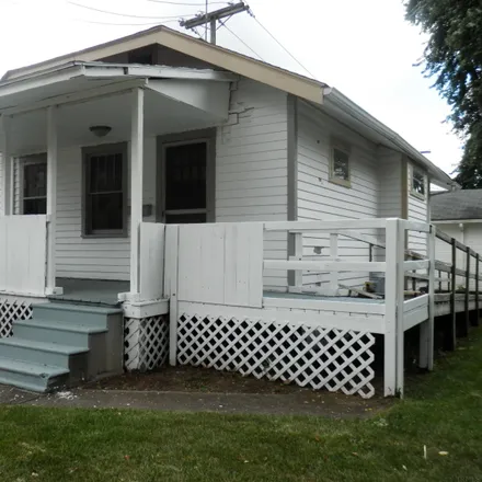 Buy this 2 bed house on 1915 Taylor Street in Fort Wayne, IN 46802