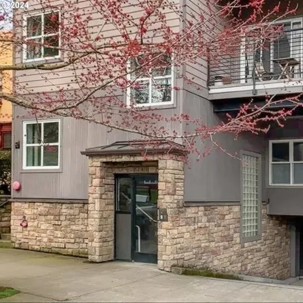 Buy this 2 bed condo on 2241 Northwest Pettygrove Street in Portland, OR 97210