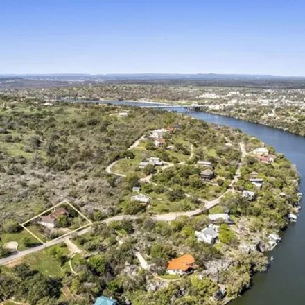 Image 2 - 835 Los Escondidos Road, Marble Falls, TX 78654, USA - House for sale