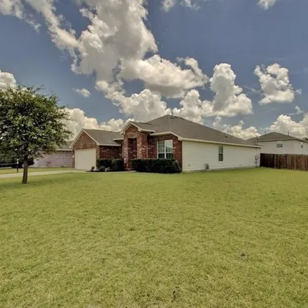 Image 2 - 1621 Uvalde Drive, Hutto, TX 78634, USA - House for rent