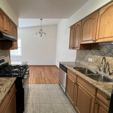 Image 6 - Extra Space Storage, Brookwood Court, Vernon Hills, IL 60061, USA - Townhouse for rent
