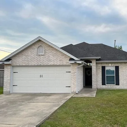 Buy this 4 bed house on 5206 Westchase Loop in Hardin County, TX 77657