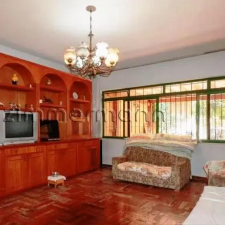 Buy this 3 bed house on Rua Doutor Alberto Seabra 836 in Vila Ida, São Paulo - SP
