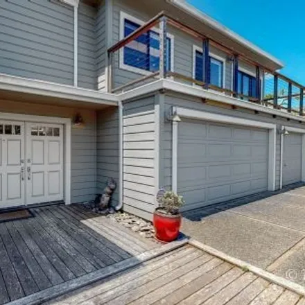 Image 5 - 584 Ocean Avenue, Trinidad, Humboldt County, CA 95570, USA - House for sale