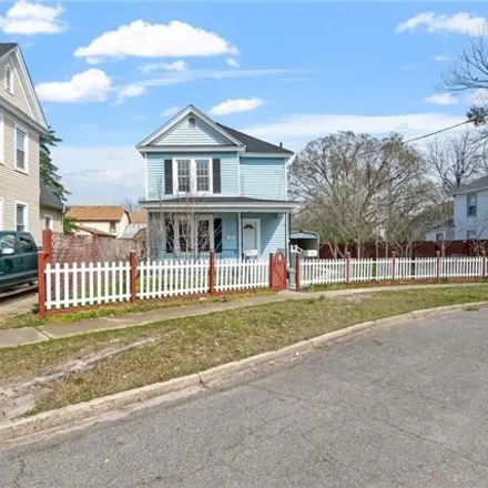 Buy this 4 bed house on 721 Flanders Circle in Portsmouth, VA 23707