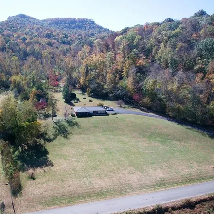 Buy this 3 bed house on Delk Creek Road in Fentress County, TN