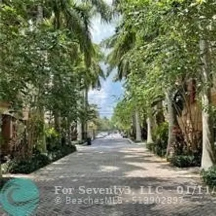 Image 1 - 1083 Northeast 17th Way, Fort Lauderdale, FL 33304, USA - Townhouse for sale