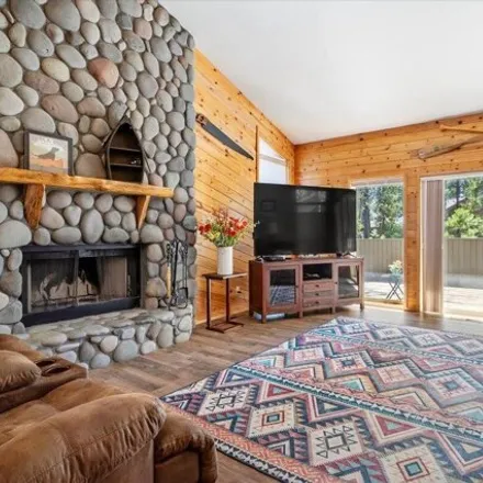 Buy this 4 bed house on 7 Woodland Lane in Sunriver, OR 97707