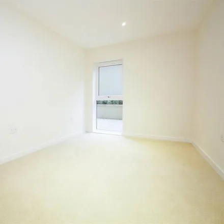 Image 9 - Hitchin Lane, London, HA7 1FQ, United Kingdom - Apartment for rent