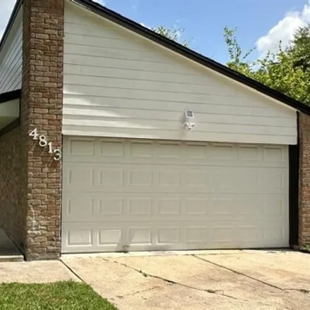 Rent this 3 bed house on 4823 27th Street East in Dickinson, TX 77539