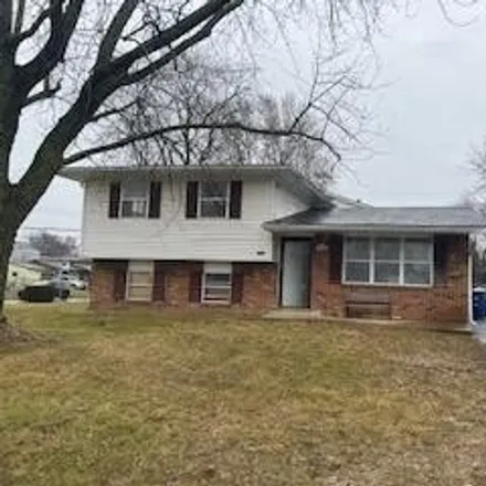 Buy this 3 bed house on 1317 Venice Drive in Columbus, OH 43207