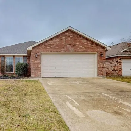 Buy this 3 bed house on 141 Old Spanish Trail in Waxahachie, TX 75167