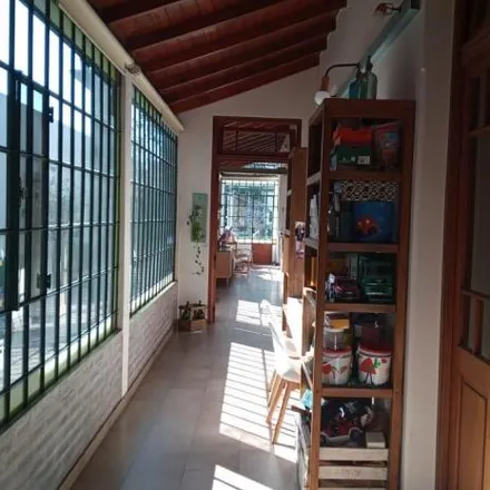 Buy this 3 bed house on Intendente C. Amenedo 578 in B1852 GAU Burzaco, Argentina