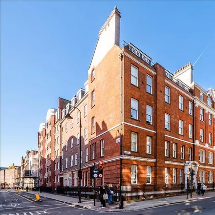 Rent this studio apartment on Judd Street in London, WC1H 9QX