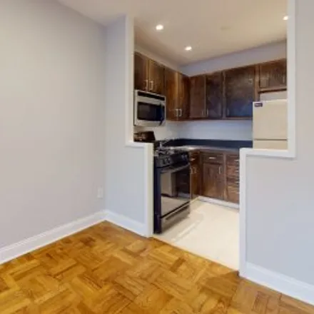 Rent this 1 bed apartment on #3g,99 Prospect Street in Downtown Stamford, Stamford