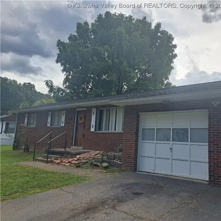 Buy this 3 bed house on 3 Braxton Drive in West Pea Ridge, Cabell County